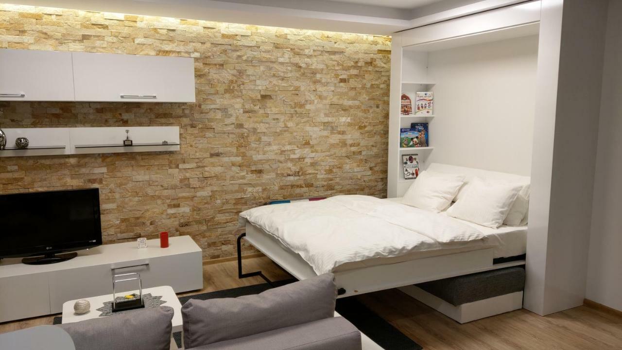 Studio 10 Buşteni Extérieur photo